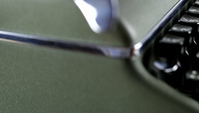 Type Writer - Tracking