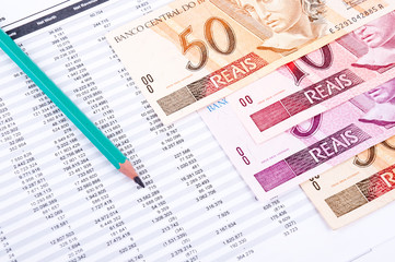 spreadsheet data and Brazilian money