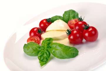 mozzarella tomatoes basil