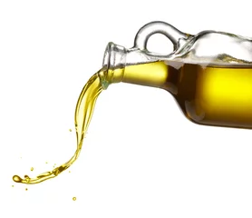 Fotobehang pouring olive oil © Okea