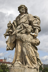 statue in würzburg