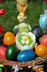 Fototapeta na wymiar white bunny and Easter basket
