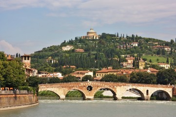 Fototapeta na wymiar Verona Italy city view
