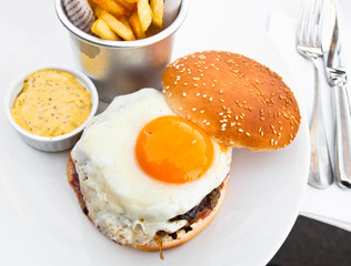 Cheese burger