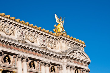 Fototapeta na wymiar The Opera Garnier in paris
