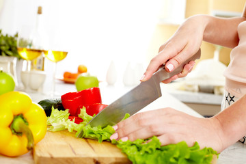 Cutting lettuce