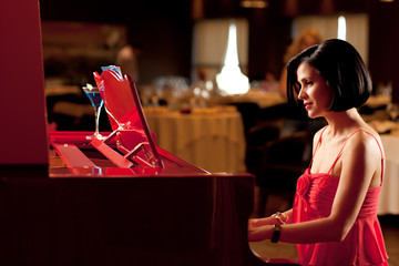 lady playing the piano
