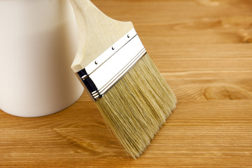 Wood texture, can and paintbrush / housework