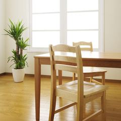 Dinning room table and chairs