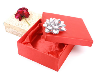 Gift Boxes for Romantic Occasions