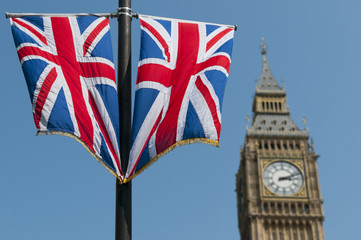 Fototapeta na wymiar Flagi Unii i Big Ben