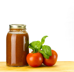 Tomatoe sauce tomatoes and basil
