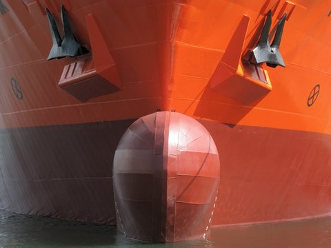 Bugwulst - Containerschiff