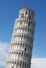 città d'arte-torre pendente