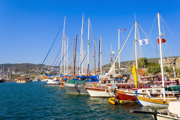 Fototapeta na wymiar Zacumowane jachty, Bodrum, Turcja