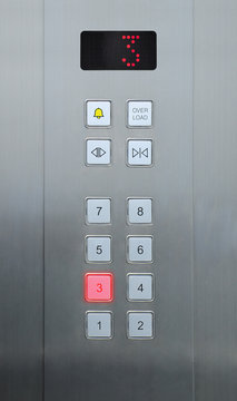 3 floor on elevator buttons
