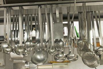 Utensils il kitchen restaurant