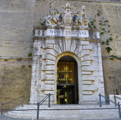 Fototapeta na wymiar Main Gate of Vatican City. Italy