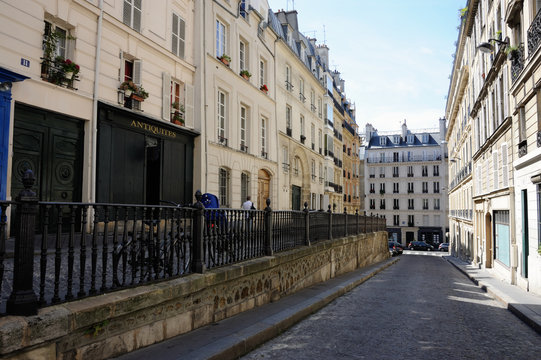 Paris-Rue Malebranche 5ème arrdt