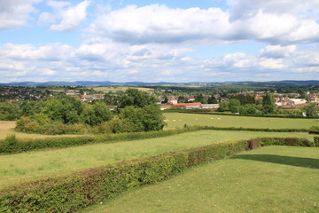 Fototapeta na wymiar Paysage de campagne à Corbigny en Bourgogne