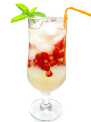 drink lemonade juice with wild strawberry