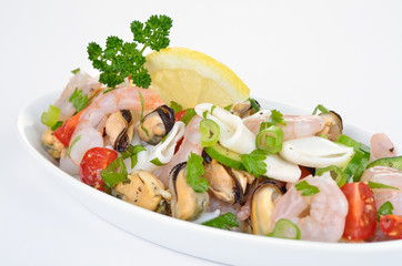 Delikater, mediterraner Meeresfrüchtesalat