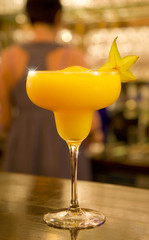 mango-daiquiri mango daiquiri cocktail gelb yellow bar © GrafKoks