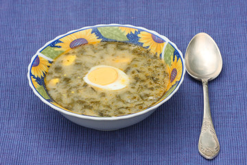 zupa szczawiowa z jajkiem