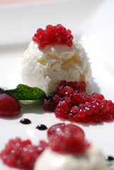Quark-Mousse