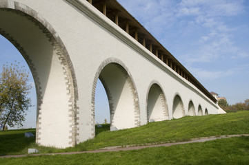 Fototapeta na wymiar Rostokino aqueduct