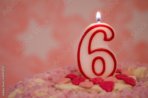 "Geburtstagstorte 6 Jahre" Stockfotos und lizenzfreie