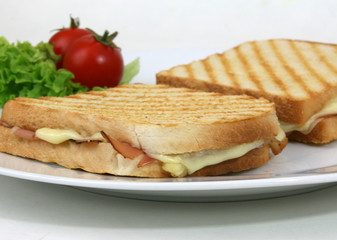 Schinken-Käse-Toast