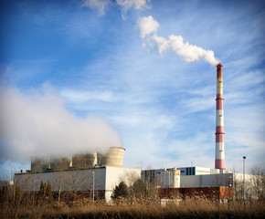 Fototapeta na wymiar power plants,Smokestacks with pollution