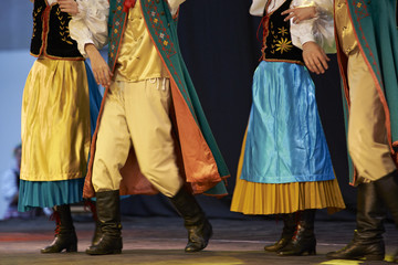 Fototapeta na wymiar Polski taniec ludowy