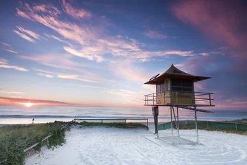 Foto op Aluminium Australische badmeesterhut bij zonsopgang (gold coast, qld, australië) © p a w e l