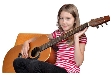 Mädchen spielt Gitarre