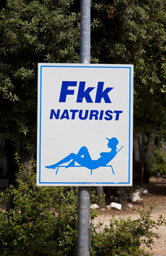 sign of a fkk beach