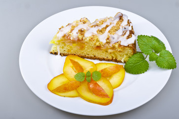 Aprikosenkuchen