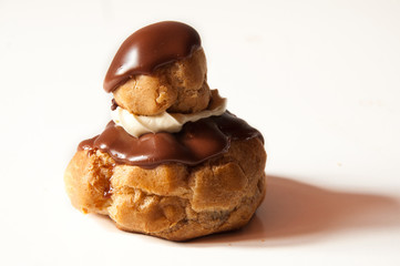 religieuse au chocolat