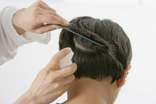 Traitement des poux chez un enfant