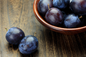 prune