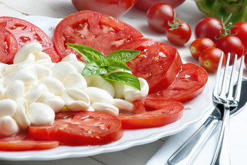 Pomodoro e mozzarella