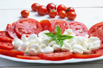Pomodoro e mozzarella