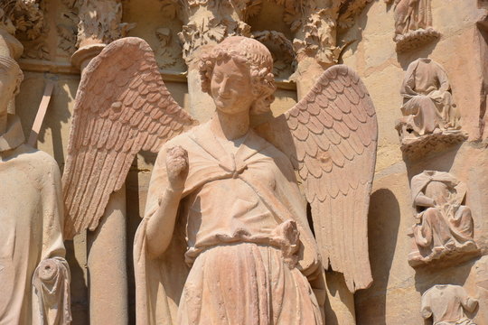 Ange au sourire-Reims