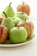 apples and pears © rafer76