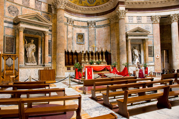 Obraz premium Inside pantheon