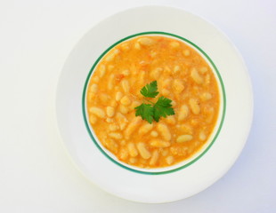 haricots blancs cuisiné à la tomate