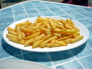 Plato de patatas fritas