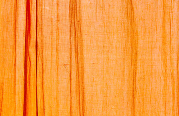 Rideau orange en contre-jour