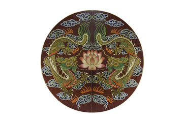 circle door with dragon